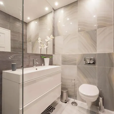 Apartment Dohany Synagogue Walk To Deak & Fashion St *