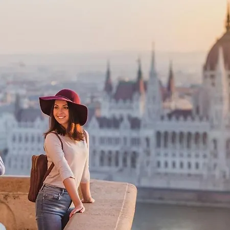 Dohany Synagogue Walk To Deak & Fashion St Apartment Budapest