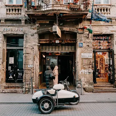 Dohany Synagogue Walk To Deak & Fashion St * بودابست